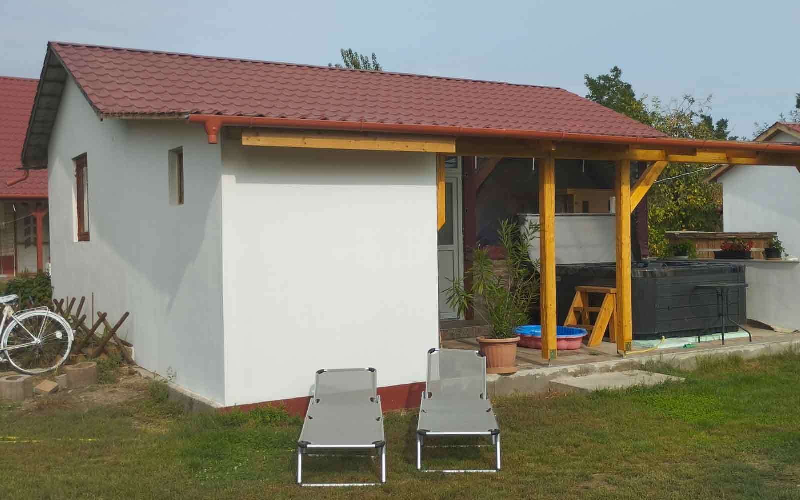 Rákóczi-vendégház Kerti pavilon és udvar